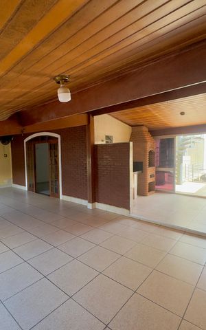 Casa para alugar com 150m², 1 quarto e 1 vagaSacada