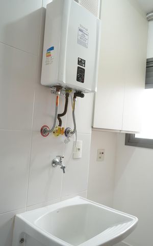 Apartamento à venda com 81m², 3 quartos e 2 vagasÁrea de Serviço