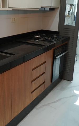 Apartamento à venda com 81m², 3 quartos e 2 vagasCozinha