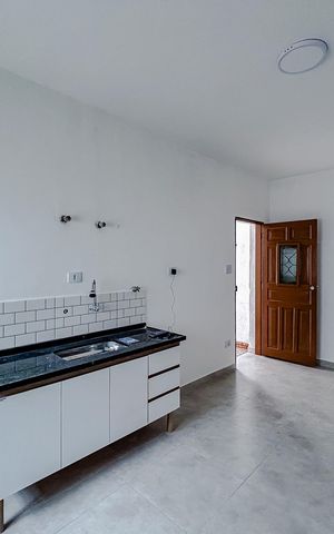 Casa para alugar com 100m², 3 quartos e 2 vagasCozinha