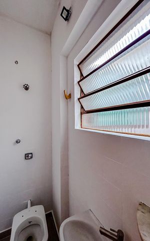 Casa para alugar com 100m², 3 quartos e 2 vagasLavabo