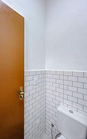 Casa para alugar com 100m², 3 quartos e 2 vagasBanheiro de serviço