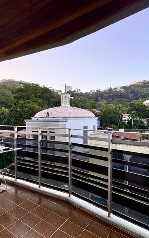 Apartamento à venda com 129m², 3 quartos e 3 vagas