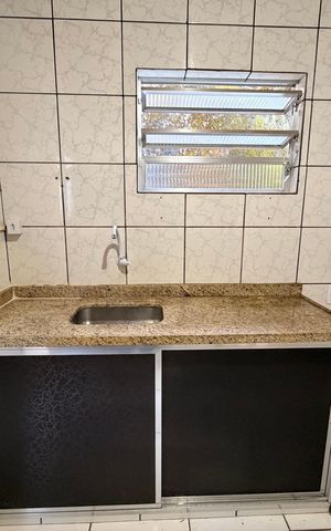Casa para alugar com 60m², 2 quartos e 1 vagaCozinha