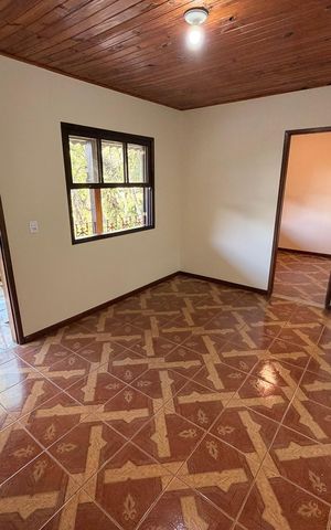 Casa para alugar com 60m², 2 quartos e 1 vagaSalas