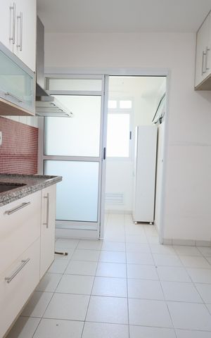 Apartamento para alugar com 80m², 3 quartos e 2 vagasCozinha e Área de Serviço