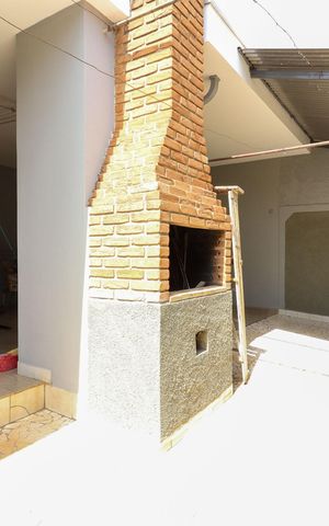 Casa para alugar com 200m², 3 quartos e 2 vagas