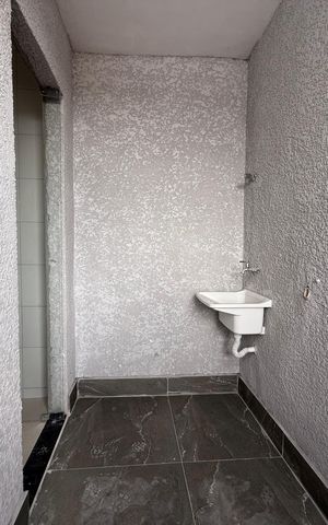 Apartamento para alugar com 60m², 2 quartos e 1 vagaÁrea de serviço