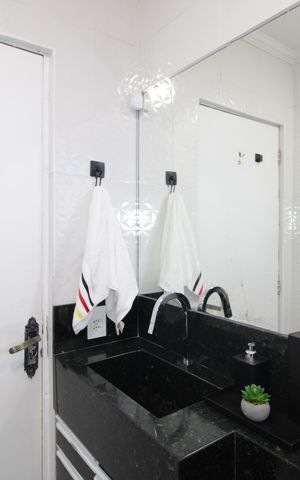 Casa à venda com 62m², 3 quartos e 2 vagasBanheiro