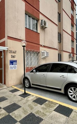 Apartamento para alugar com 55m², 2 quartos e 1 vaga Apartamento para alugar com 55m², 2 quartos e 1 vagaFachada