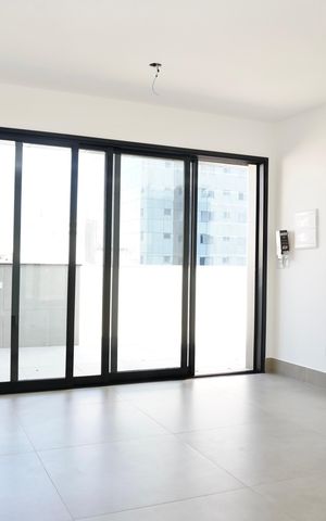 Apartamento à venda com 158m², 3 quartos e 4 vagas Apartamento à venda com 158m², 3 quartos e 4 vagasSala 2