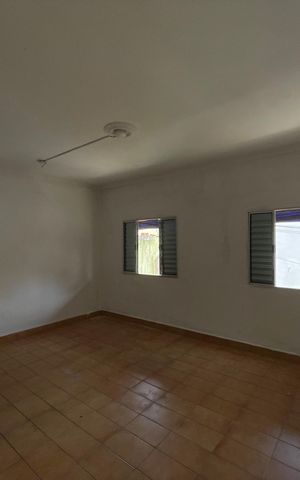 Casa para alugar com 100m², 2 quartos e 3 vagasQuarto 1