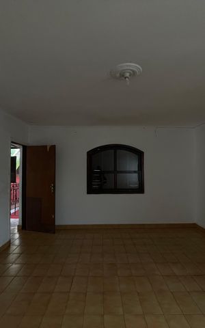 Casa para alugar com 100m², 2 quartos e 3 vagasSala