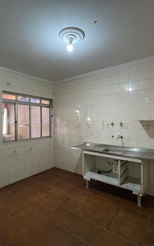 Casa para alugar com 100m², 2 quartos e 3 vagasCozinha