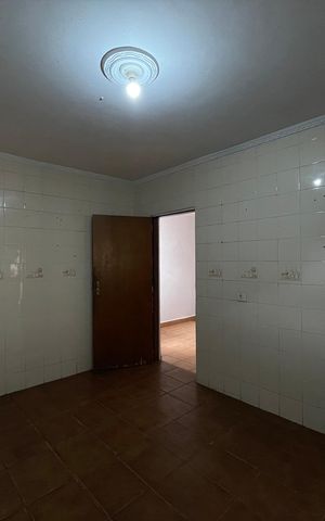 Casa para alugar com 100m², 2 quartos e 3 vagasCozinha