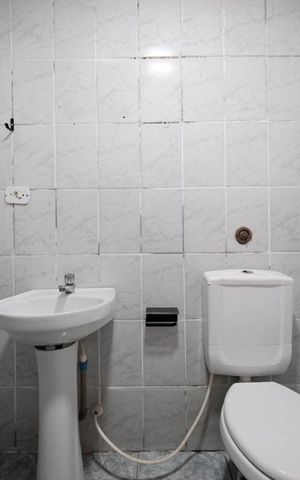 Casa para alugar com 70m², 2 quartos e sem vagaBanheiro