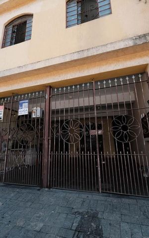 Casa para alugar com 70m², 2 quartos e sem vagaFachada