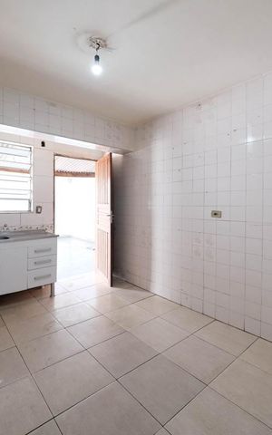 Casa para alugar com 70m², 2 quartos e sem vagaSala/Cozinha