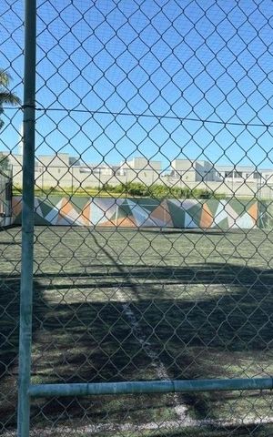 Casa de condomínio à venda com 312m², 5 quartos e 4 vagas Casa de condomínio à venda com 312m², 5 quartos e 4 vagasÁrea externa