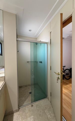 Apartamento à venda com 288m², 3 quartos e 3 vagas