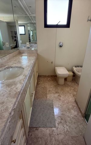 Apartamento à venda com 288m², 3 quartos e 3 vagas