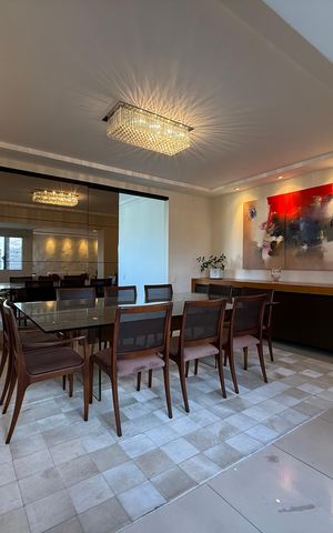 Apartamento à venda com 288m², 3 quartos e 3 vagas