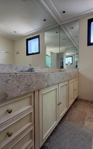 Apartamento à venda com 288m², 3 quartos e 3 vagas