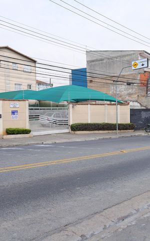 Casa de condomínio para alugar com 70m², 2 quartos e 1 vagaFachada - Placa GRANDE instalada na fachada do condomínio, dia 26.08.2026 - Código da placa: GOAV-125 