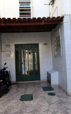 Apartamento à venda com 48m², 2 quartos e 1 vagaFachada e portaria
