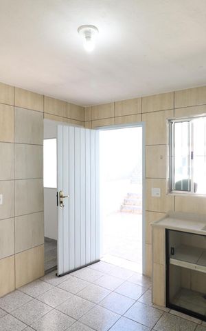 Casa para alugar com 70m², 2 quartos e sem vaga Casa para alugar com 70m², 2 quartos e sem vagaCozinha
