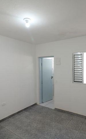 Casa para alugar com 70m², 2 quartos e sem vaga Casa para alugar com 70m², 2 quartos e sem vagaQuarto 2