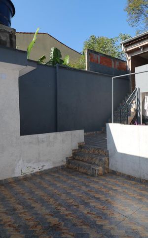 Casa para alugar com 70m², 2 quartos e sem vaga Casa para alugar com 70m², 2 quartos e sem vagaQuintal