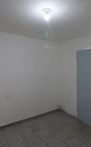 Casa para alugar com 70m², 2 quartos e sem vaga Casa para alugar com 70m², 2 quartos e sem vagaQuarto 1