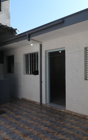 Casa para alugar com 70m², 2 quartos e sem vaga Casa para alugar com 70m², 2 quartos e sem vagaQuintal