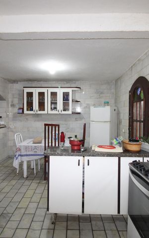 Casa à venda com 180m², 5 quartos e 2 vagasCozinha