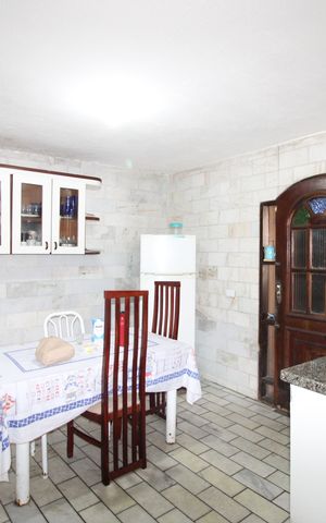 Casa à venda com 180m², 5 quartos e 2 vagasCozinha