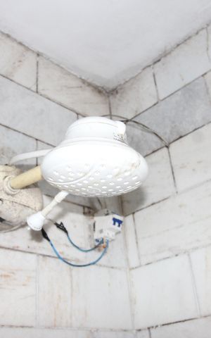 Casa à venda com 180m², 5 quartos e 2 vagasBanheiro 2