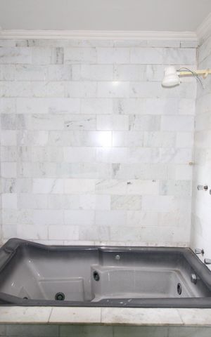 Casa à venda com 180m², 5 quartos e 2 vagasBanheiro da Suíte 1