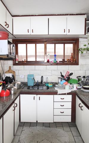 Casa à venda com 180m², 5 quartos e 2 vagasCozinha