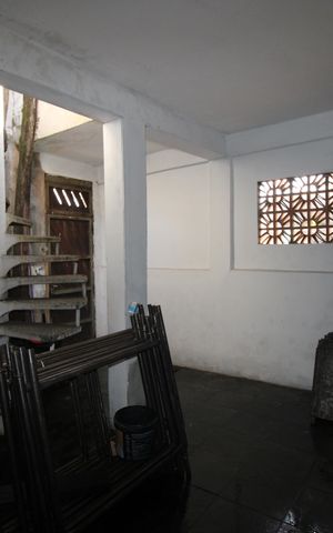 Casa à venda com 180m², 5 quartos e 2 vagasGaragem
