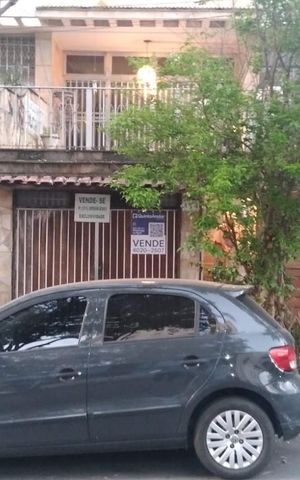 Casa à venda com 162m², 2 quartos e 1 vagaFachada