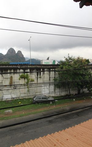 Casa para alugar com 70m², 2 quartos e sem vagaVaranda dos Quartos - Vista