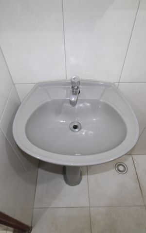 Casa para alugar com 55m², 1 quarto e sem vagaBanheiro