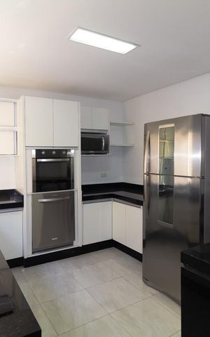 Casa para alugar com 200m², 3 quartos e 5 vagasCozinha