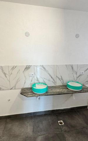 Casa de condomínio para alugar com 239m², 3 quartos e 2 vagas Casa de condomínio para alugar com 239m², 3 quartos e 2 vagasCloset da suíte 1