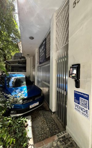 Apartamento à venda com 60m², 2 quartos e 1 vaga Apartamento à venda com 60m², 2 quartos e 1 vagaPlaca
