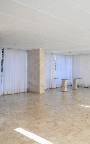 Apartamento à venda com 85m², 2 quartos e sem vagaÁrea comum - Salão de festas
