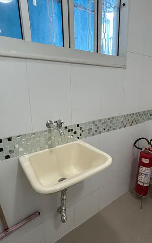 Casa para alugar com 54m², 2 quartos e sem vagaÁrea de Serviço