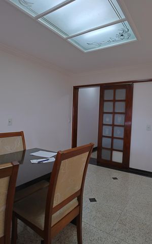 Casa à venda com 241m², 5 quartos e 6 vagasCozinha
