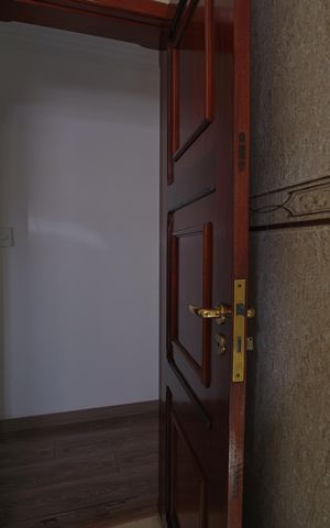 Casa à venda com 241m², 5 quartos e 6 vagasBanheiro Social